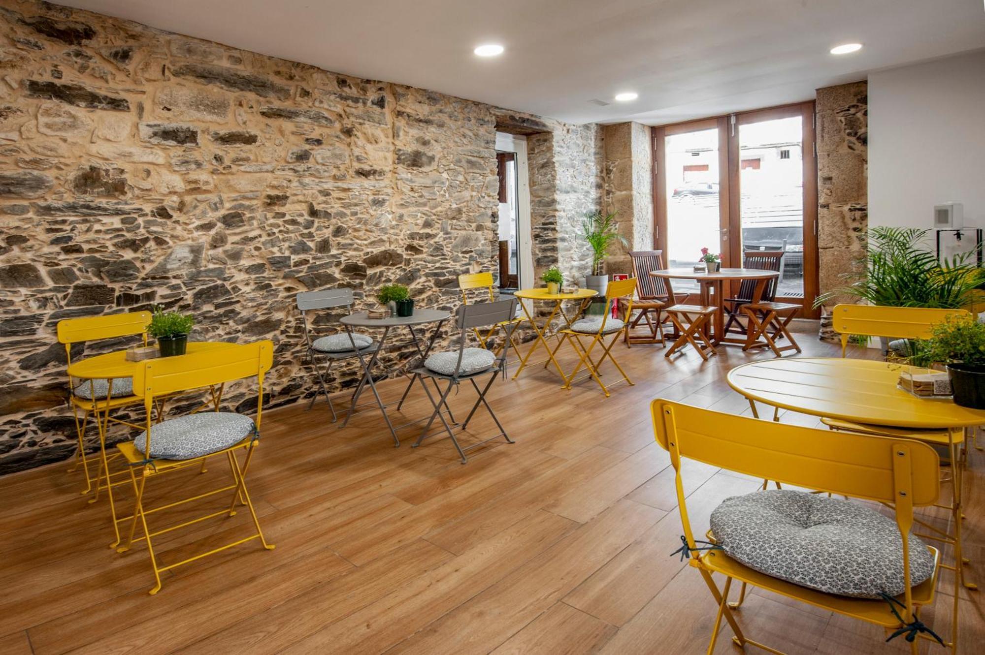 Snoe Hotel Camino Do Eume Apartamentos 蓬特德乌梅 外观 照片
